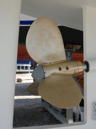 The new Maxprop feathering propeller